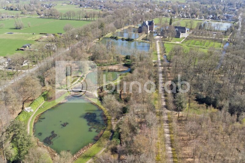 Kasteel-Cannenburch-drone-4