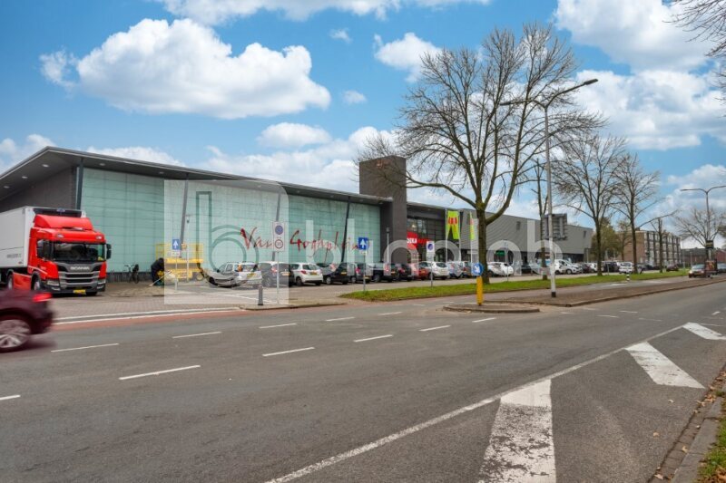 Ossenkoppelerhoek-Winkelcentrum-1