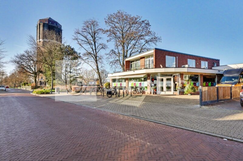 Watertoren-en-buurtcentrum