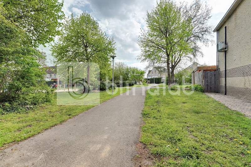Fietspad-Rosa-Luxemburgstraat