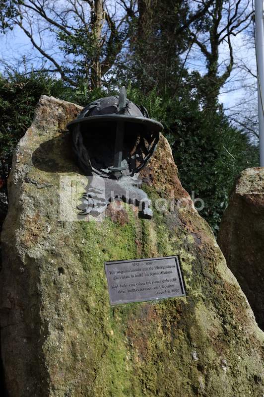 Detail-oorlogsmonument-Groenloseweg_1