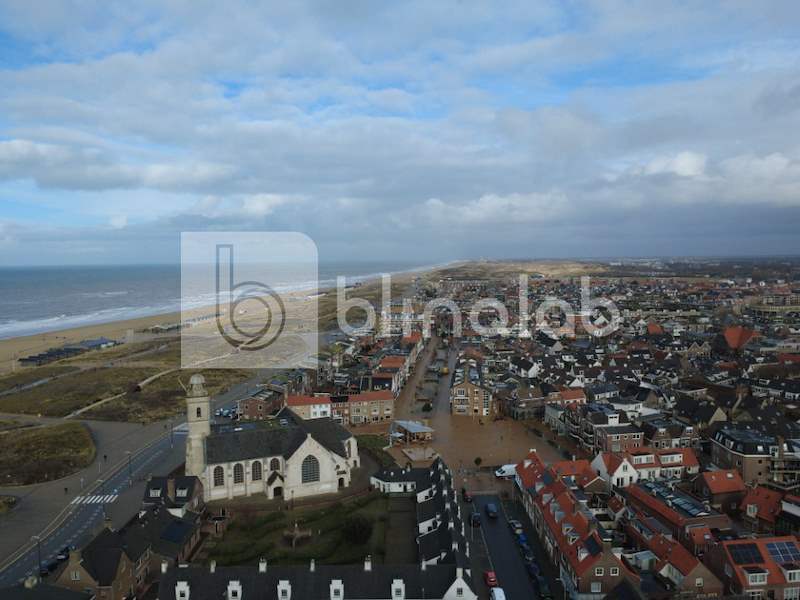 Katwijk-Strand-en-Kerk