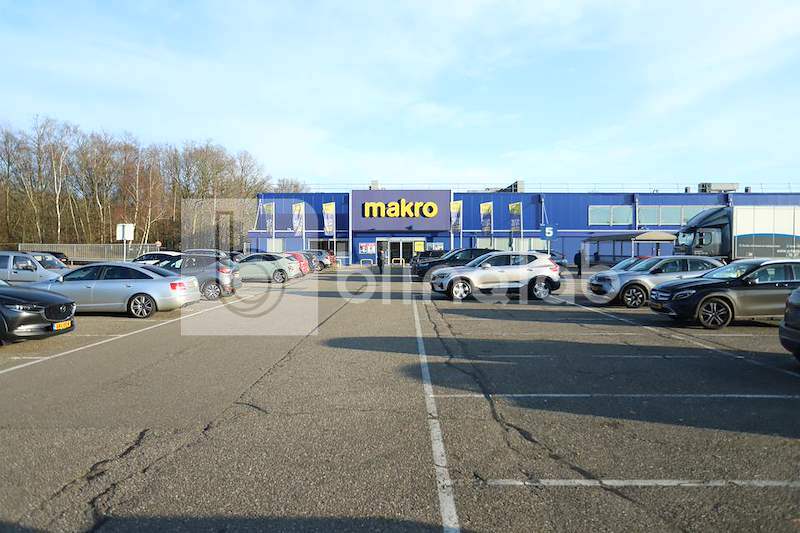 Makro