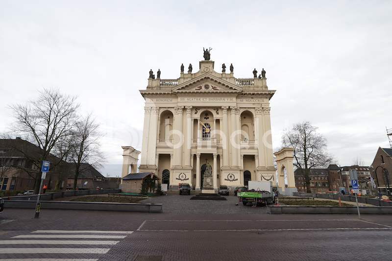 Oudenbosch-Basiliek-2