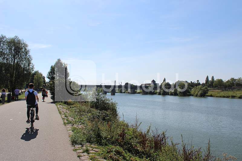 Venlo-Maaskade-2
