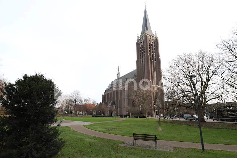 Venray-kerk-2