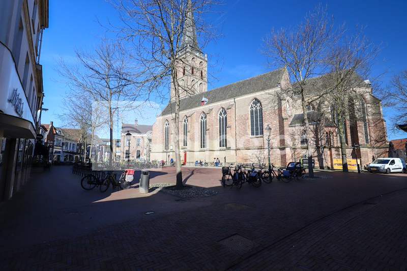 Dorpskerk-Plein