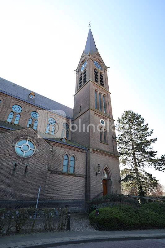 Kerk-Ouderkerk-aan-de-Amstel-3