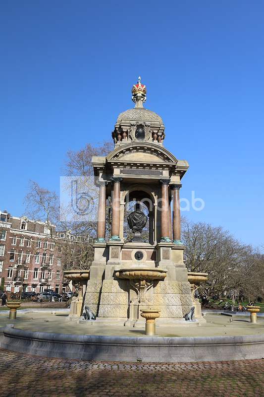 Monument-Dr
