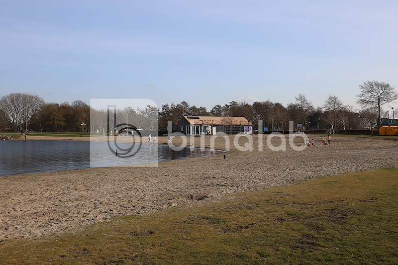 Strand-Surfeiland-1
