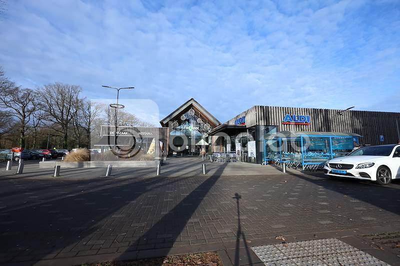 Winkelcentrum-Het-Stroink_2