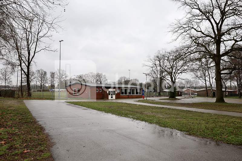 ouderencentrum-en-voetbalclub